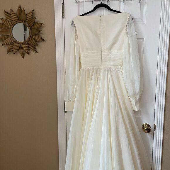Bridess Ivory Women’s Sheer Long Formal Dress Long Split Sleeves Size 10 - Picture 9 of 16